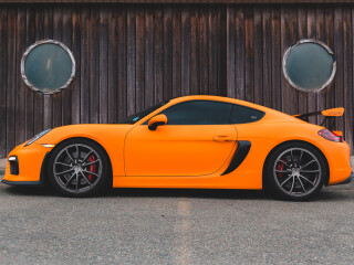 dodge-challenger-sxt-black-color