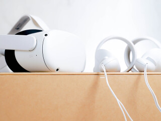 usb-c-to-lightning-cable